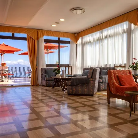 Grand Hermitage Hotel SantʼAgata sui Due Golfi