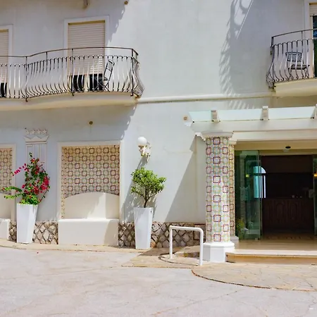 Hotel Grand Hermitage 4*