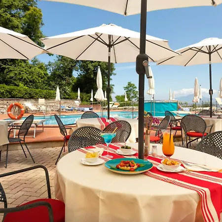 Grand Hermitage Hotel 4*