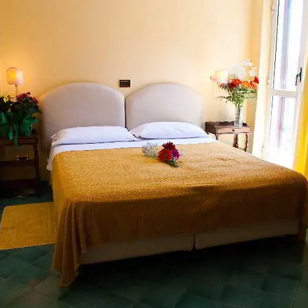 Grand Hermitage Hotel SantʼAgata sui Due Golfi